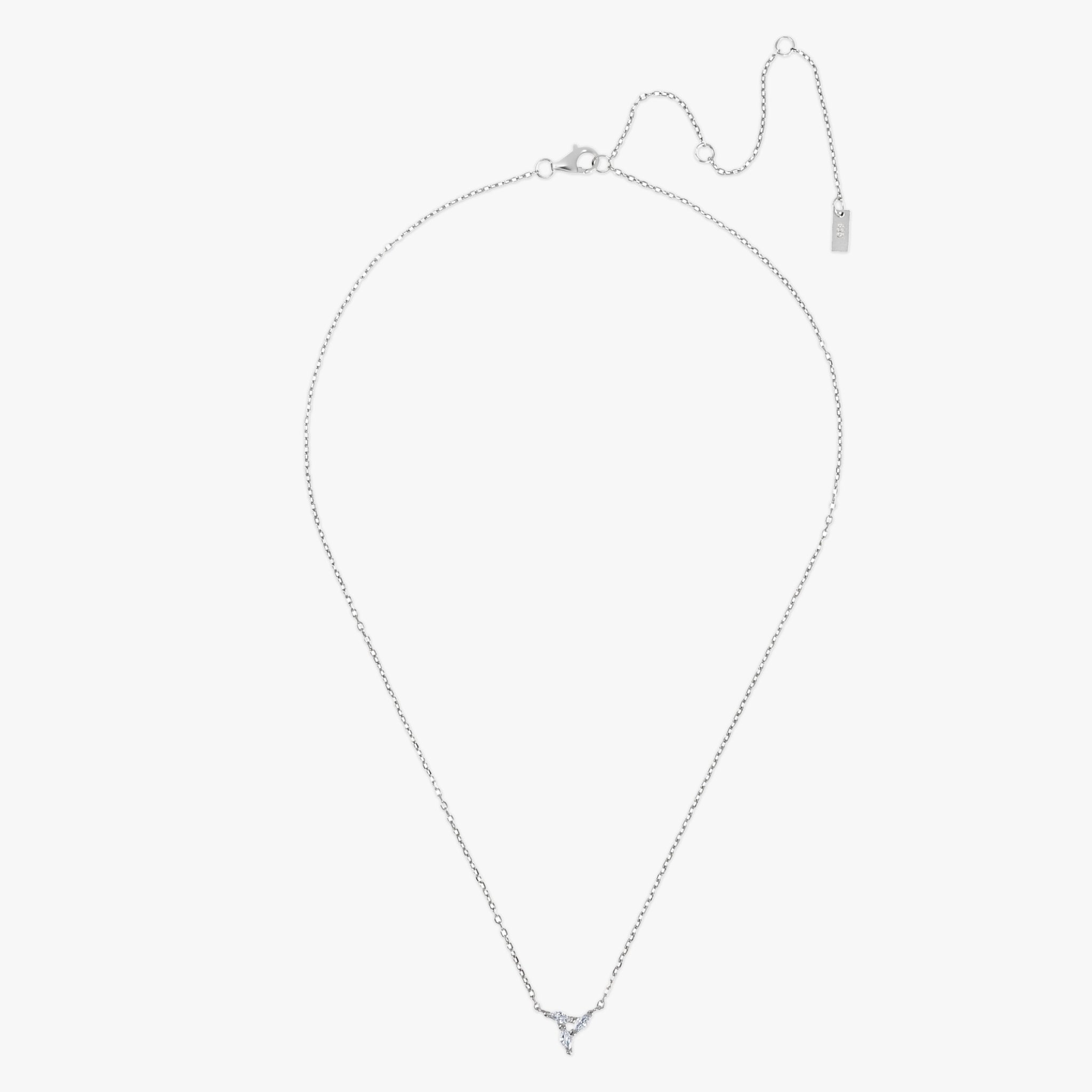 トライフレア ネックレス