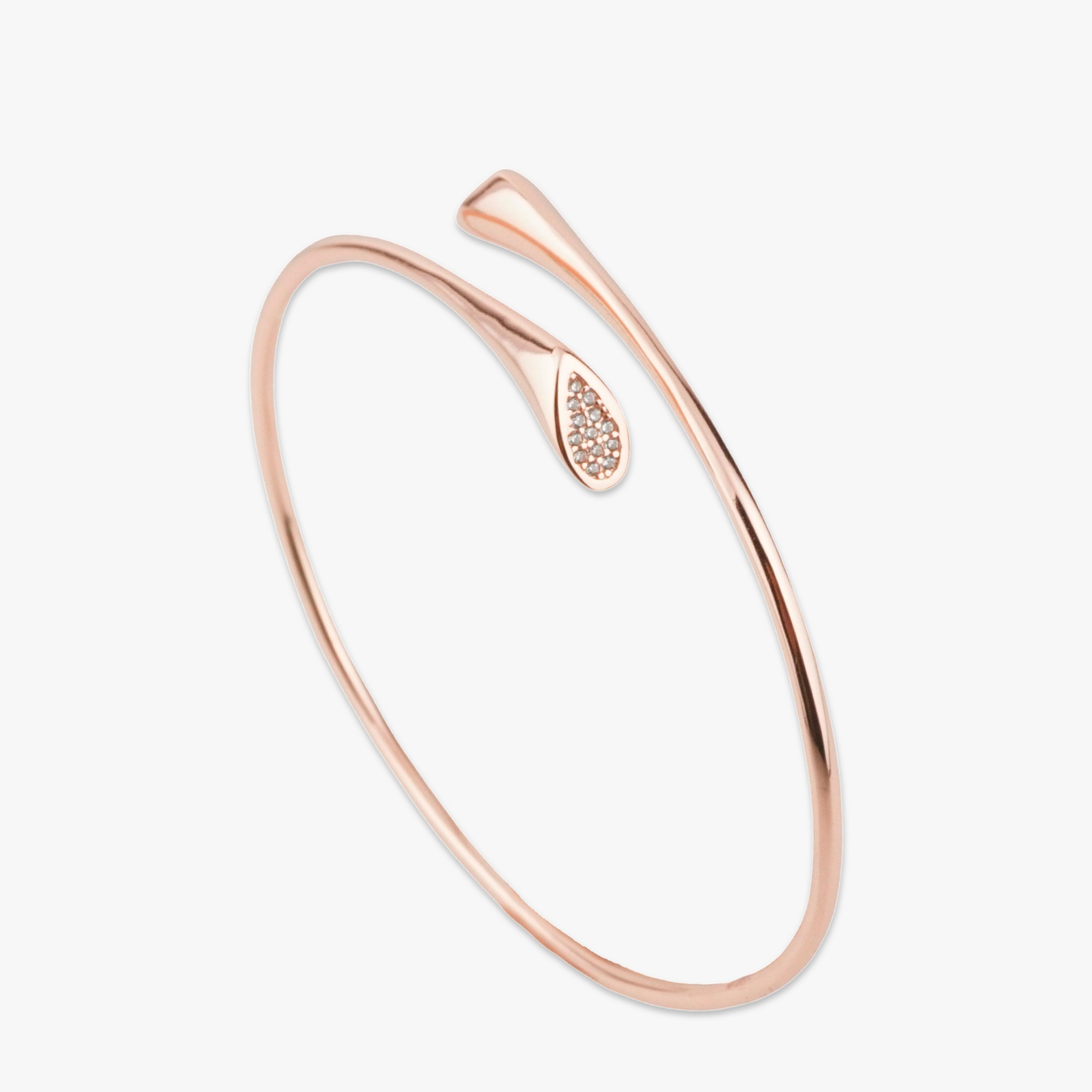 クリスタル プライム ブレスレット - MK&T