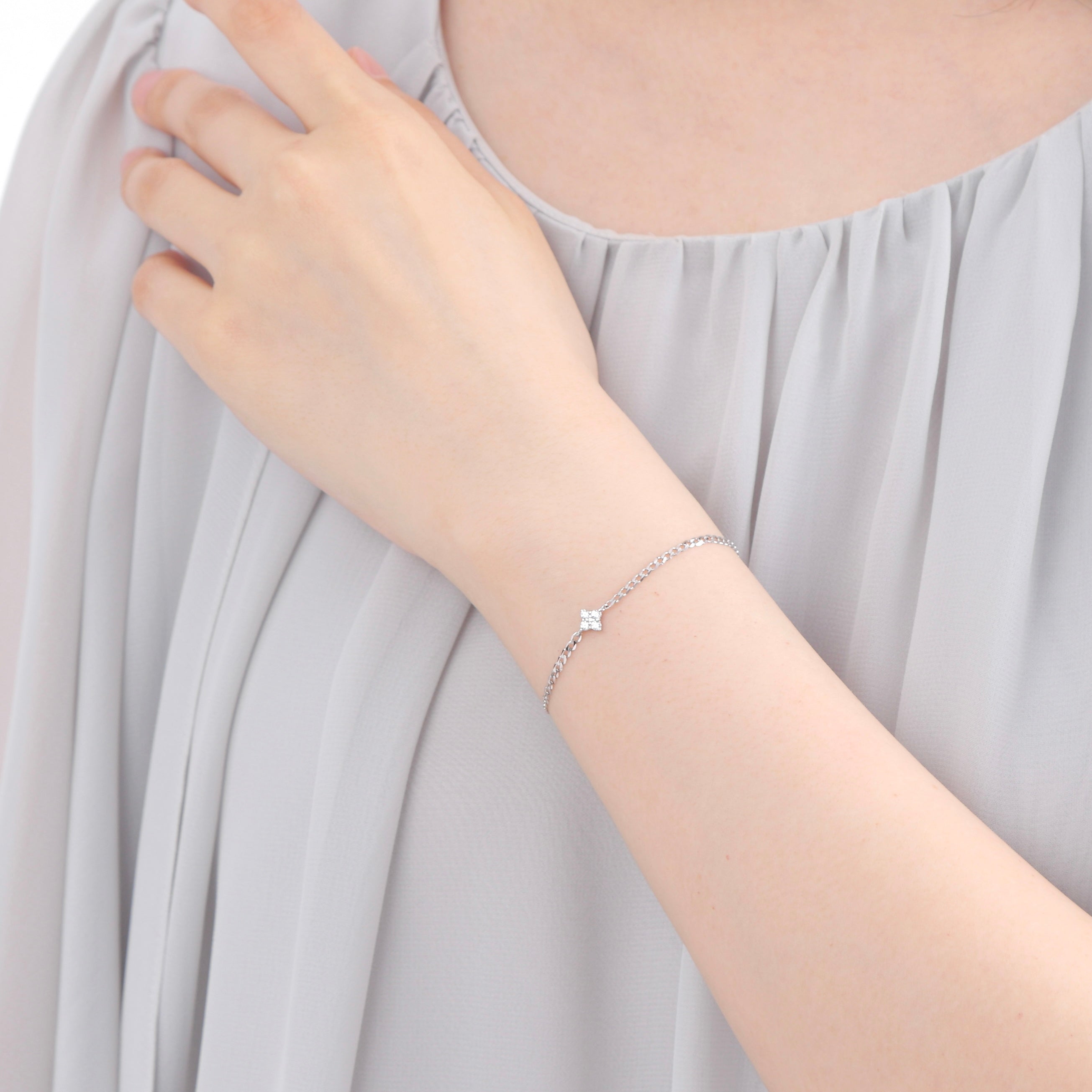 クリスタル スターリー ブレスレット シルバー