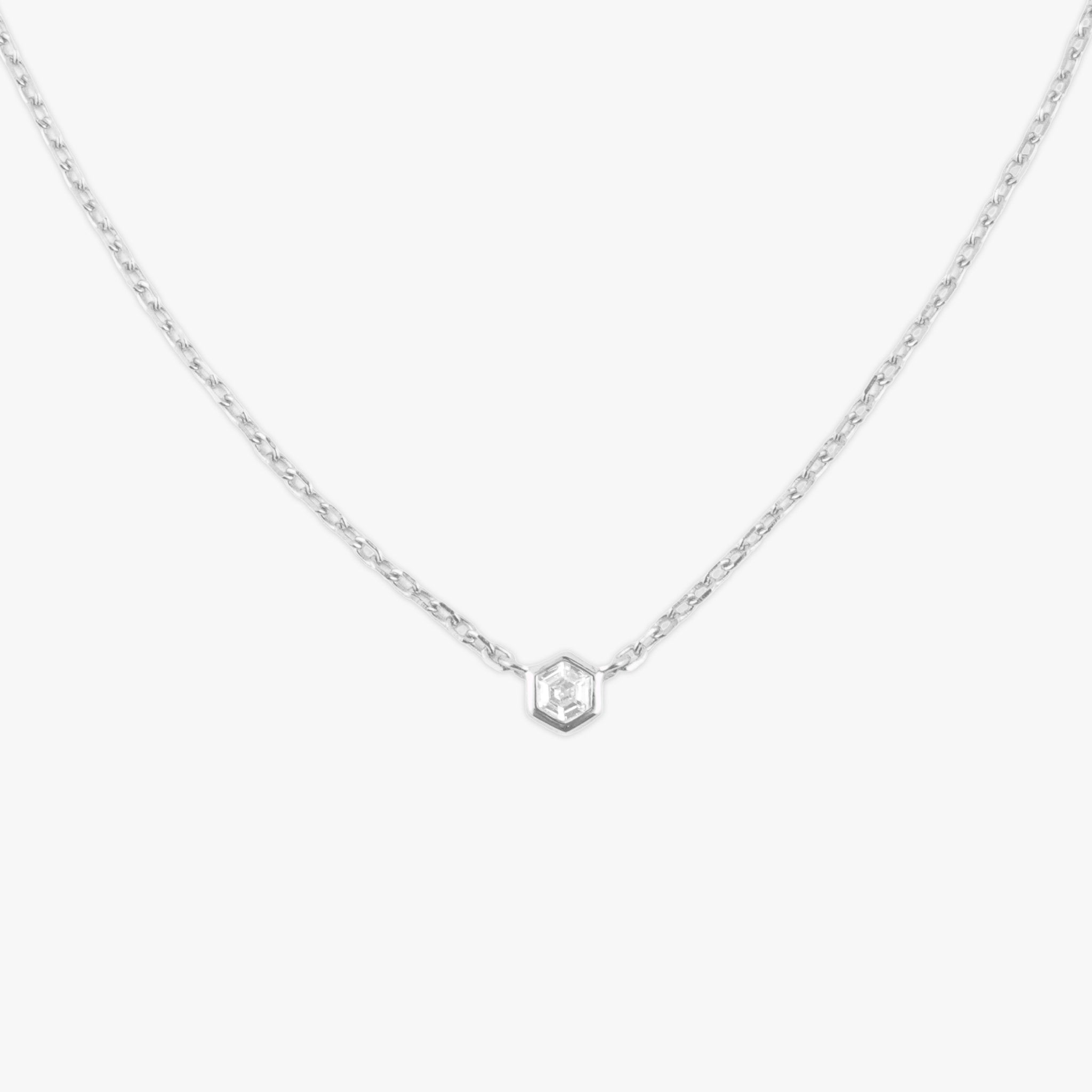 クリスタル ステラ ネックレス シルバー