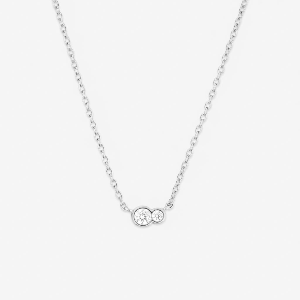 クリスタル デュオ ネックレス シルバー