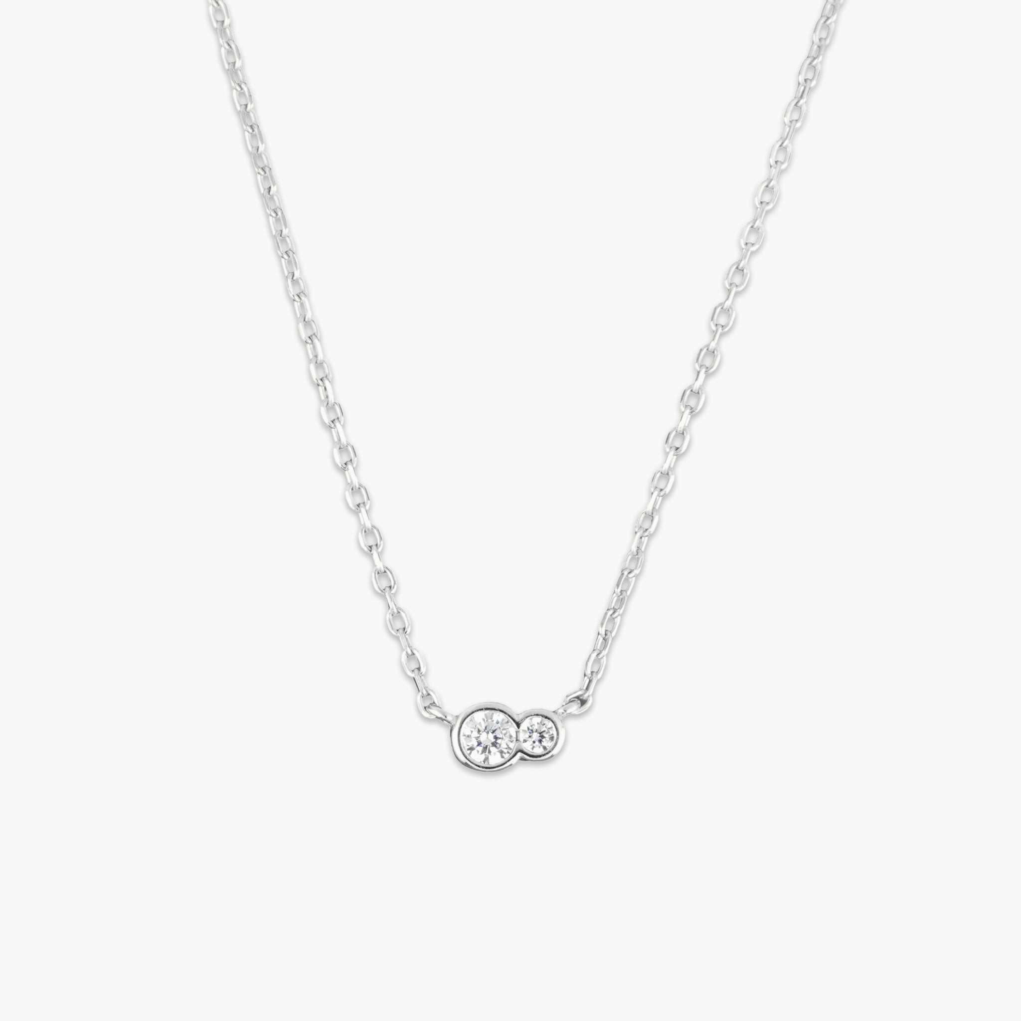 クリスタル デュオ ネックレス シルバー