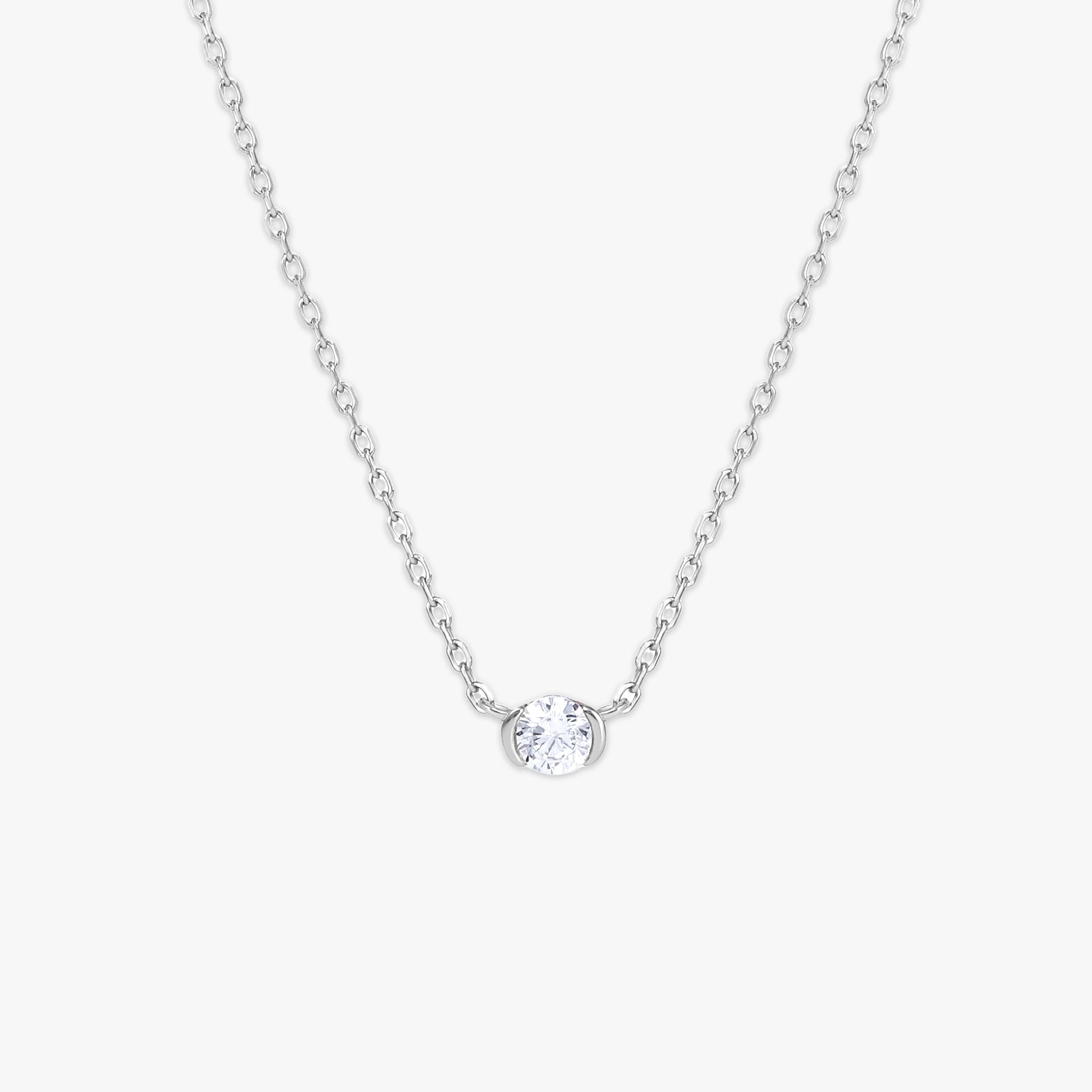 クリスタル ルミア ネックレス シルバー