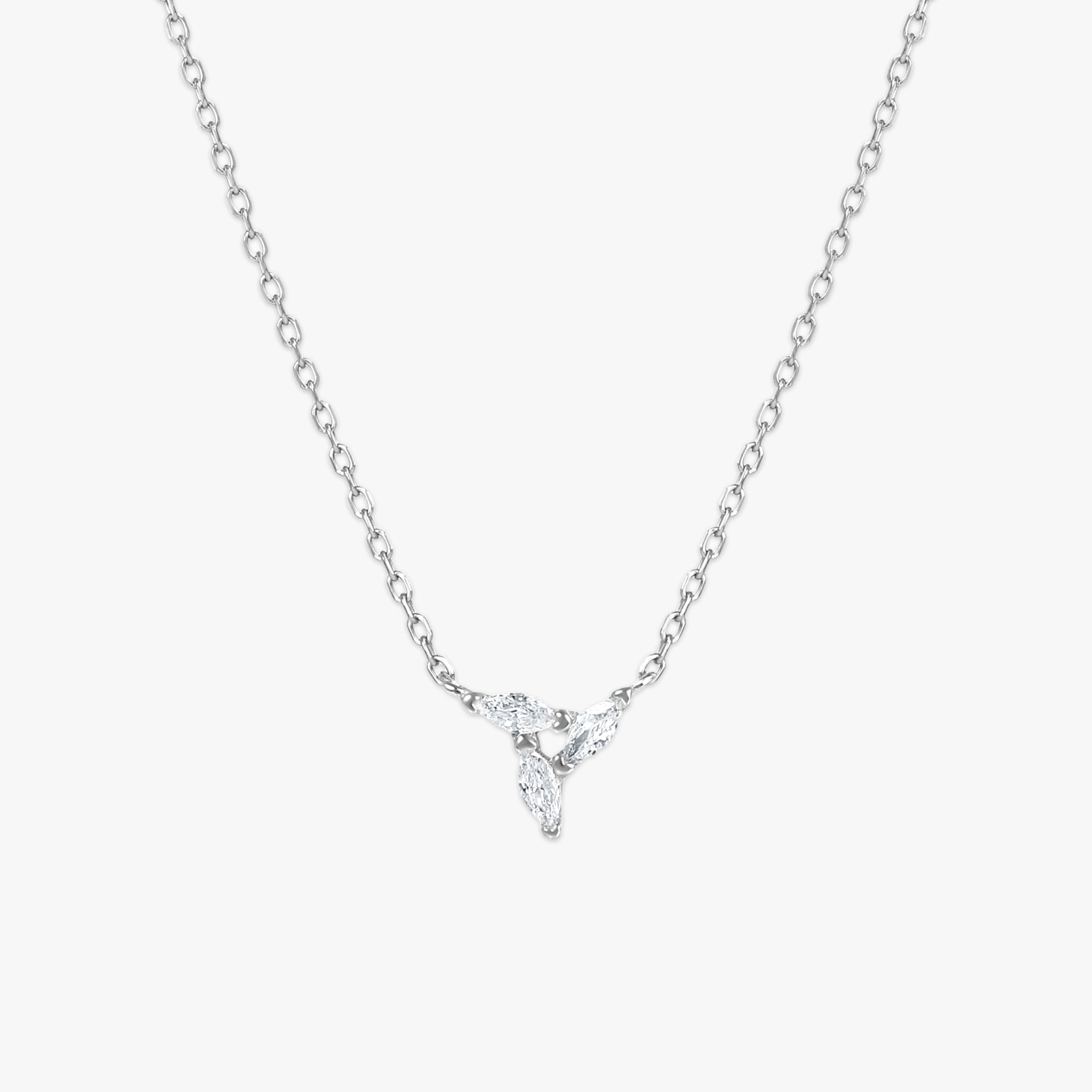 トライフレア ネックレス