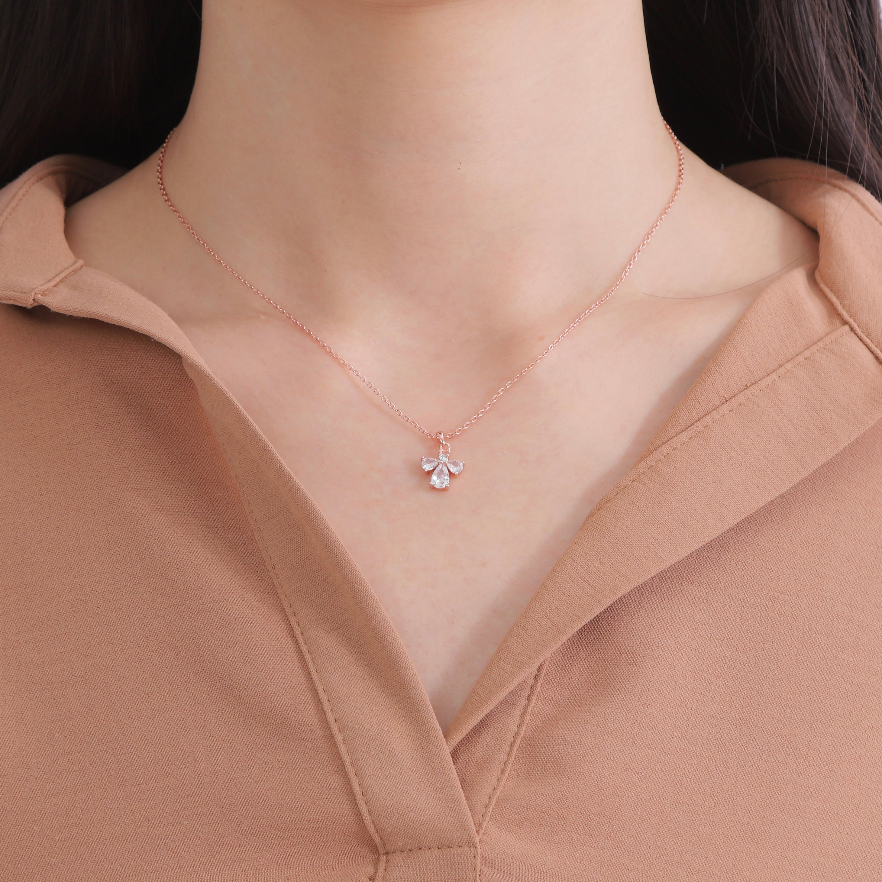 クリスタル ビー ネックレス ローズゴールド