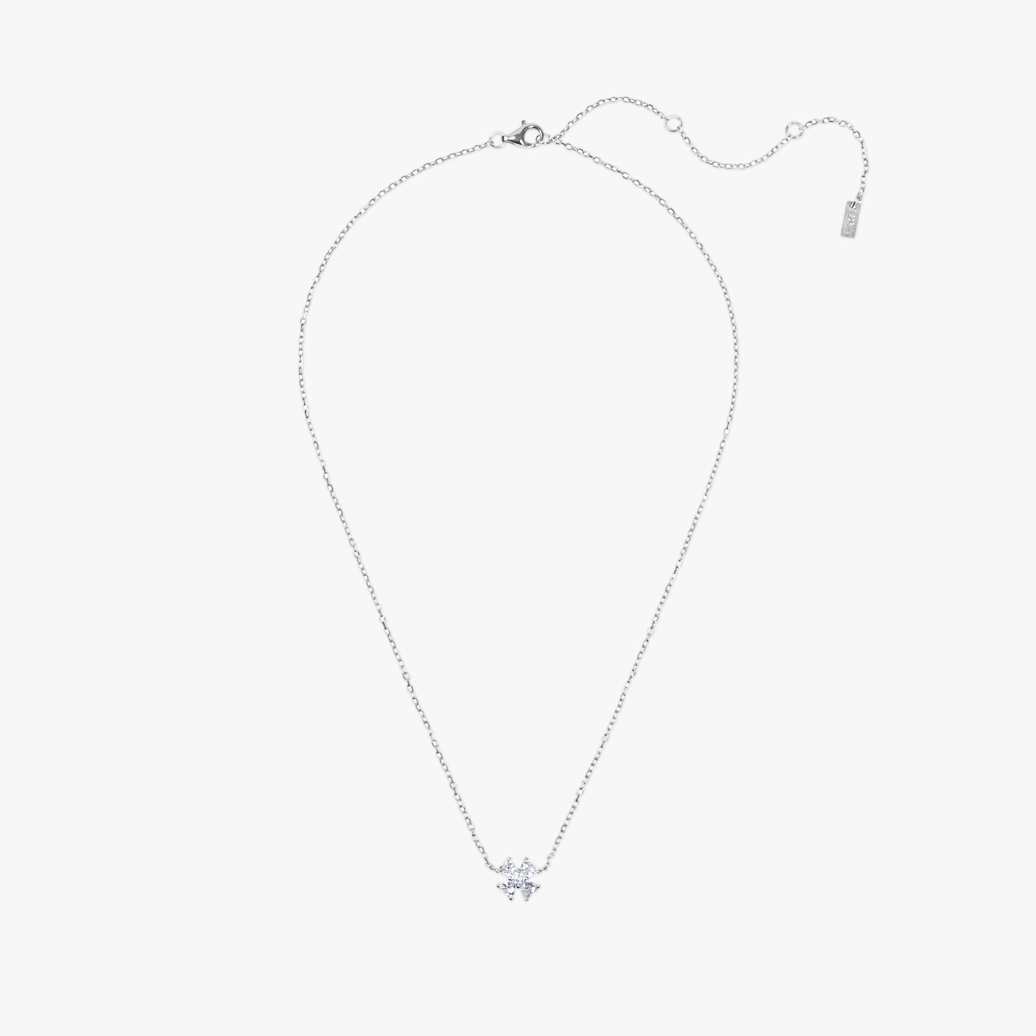 クリスタル クローバー ネックレス シルバー